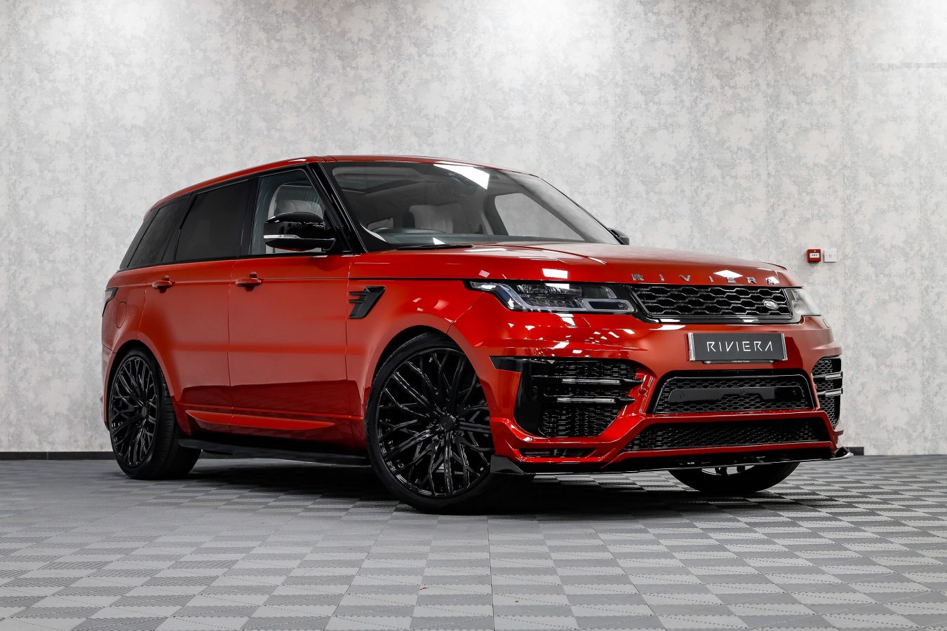 Range Rover Sport Riviera RV131 Gloss Black