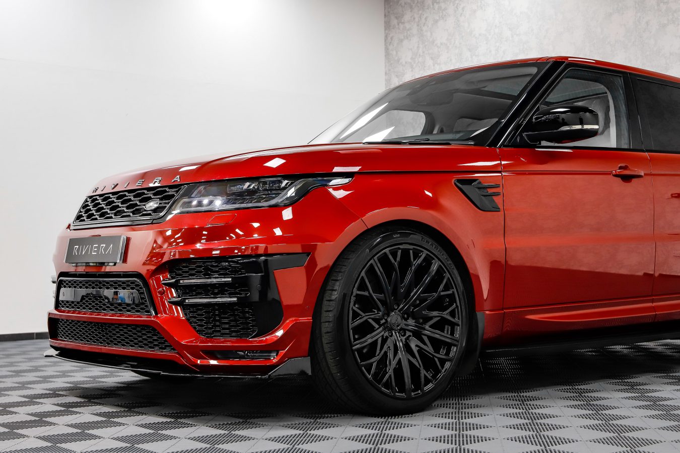 Range Rover Sport Riviera RV131 Gloss Black