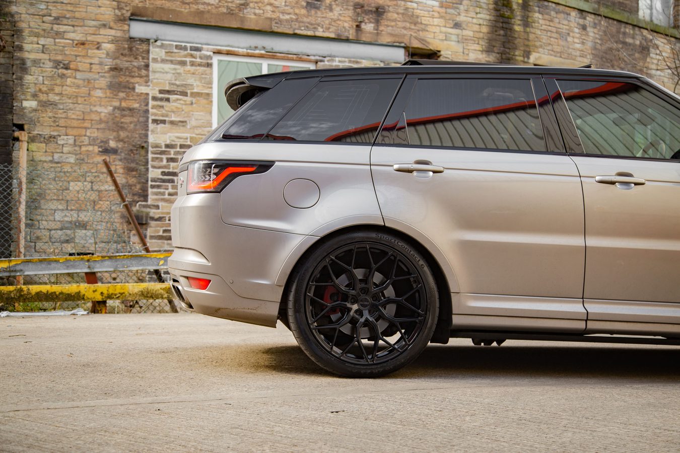 Range Rover Sport SVR Riviera RF108 GB