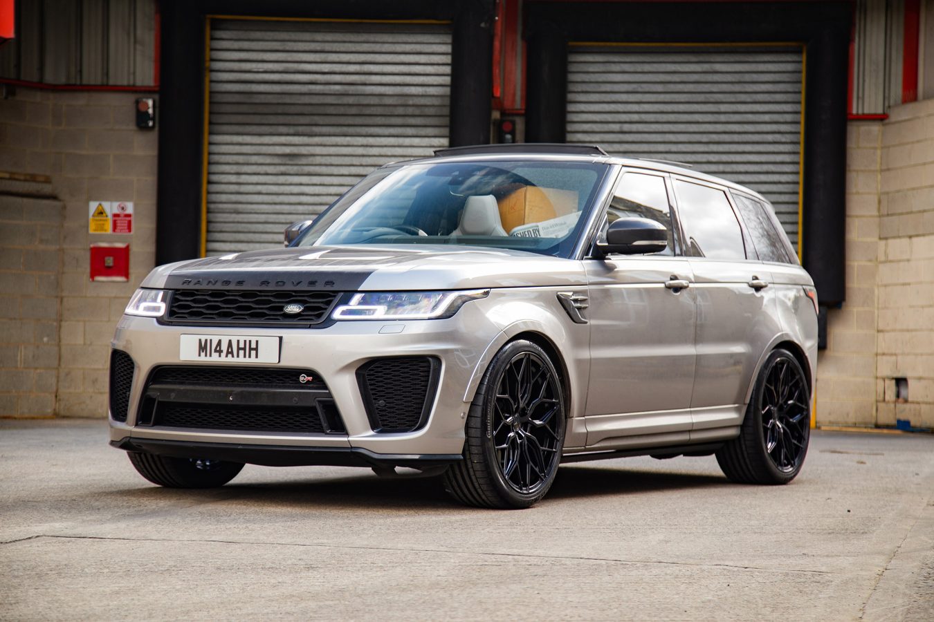 Range Rover Sport SVR Riviera RF108 GB