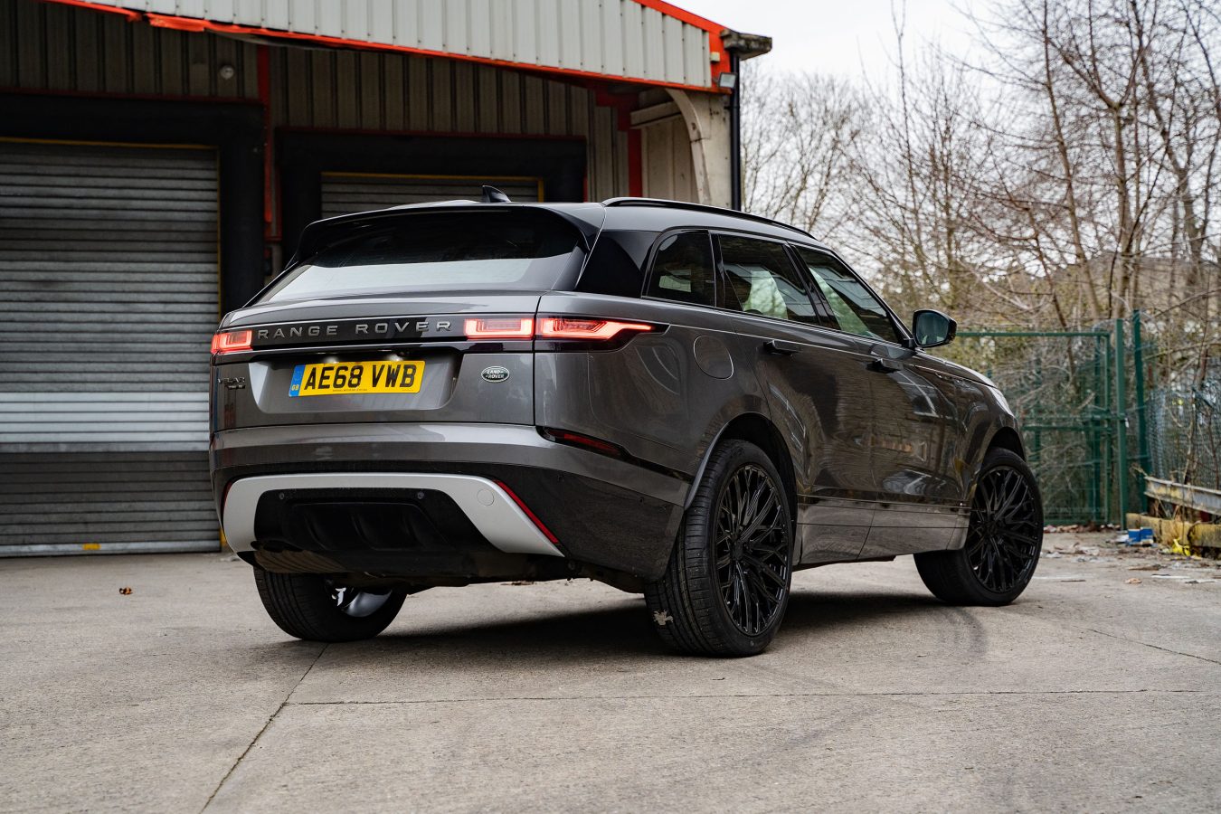 Range Rover Velar Riviera RV131