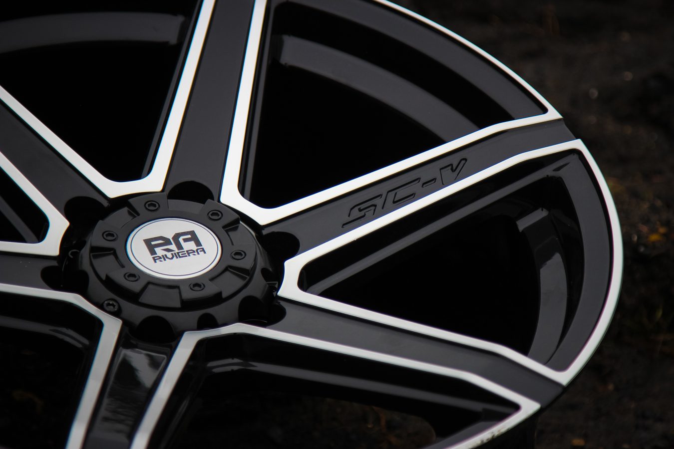 Riviera RX800 Black Polished