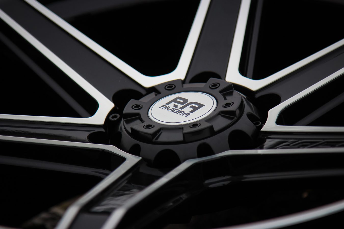 Riviera RX800 Black Polished