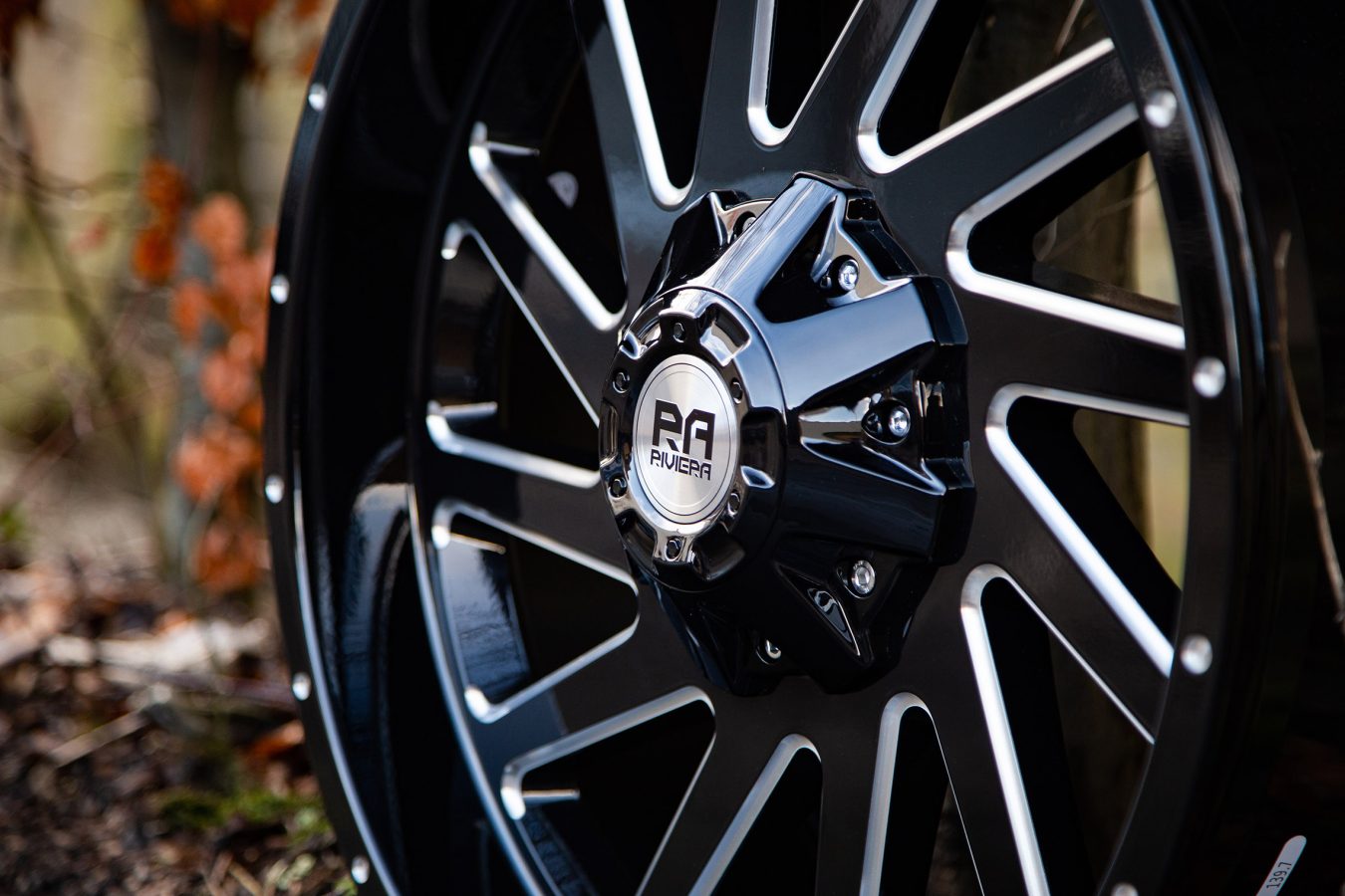 Riviera RX970 Gloss Black