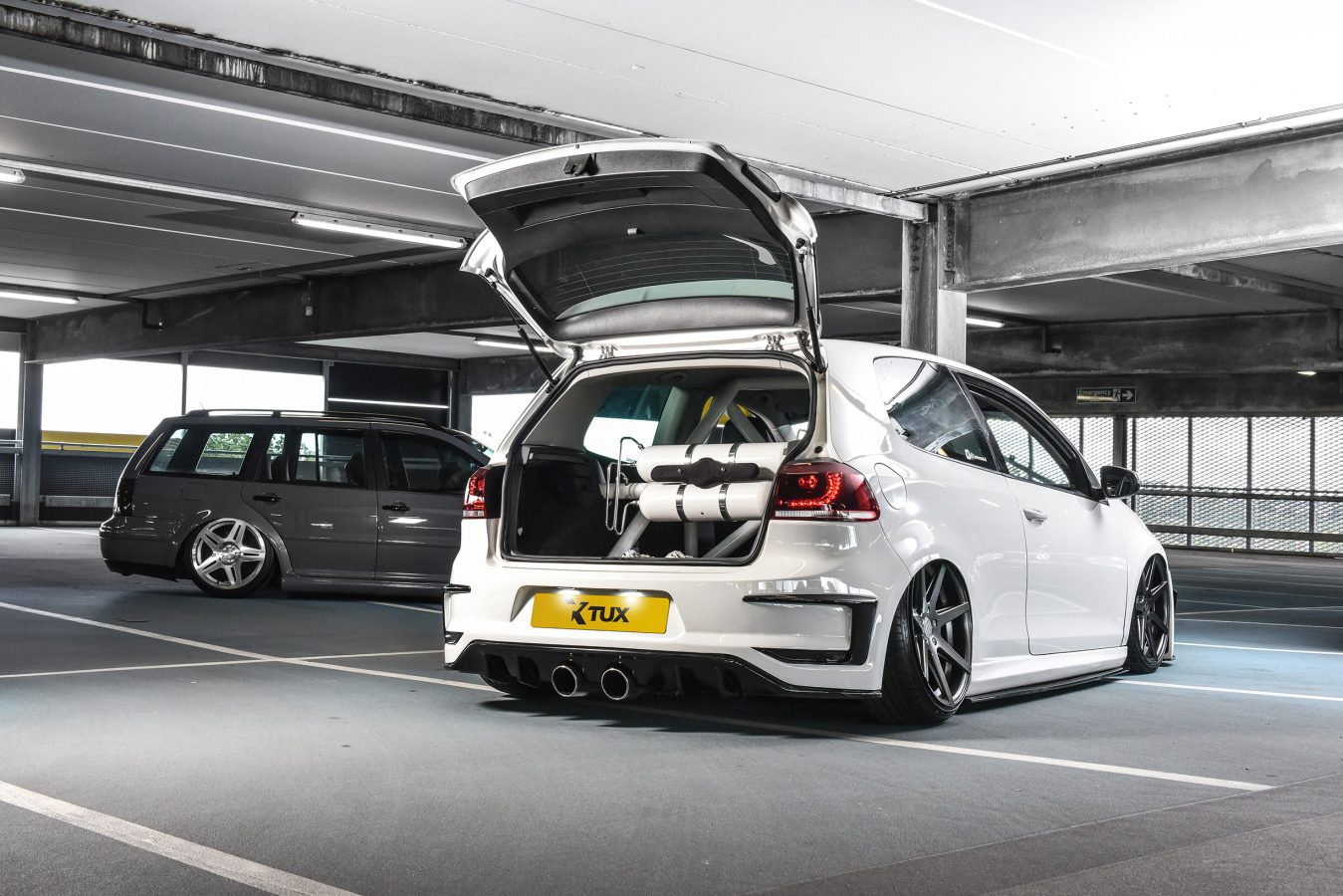 Slammed Volkswagen Golf GTI R400 Riviera RV177 MGM