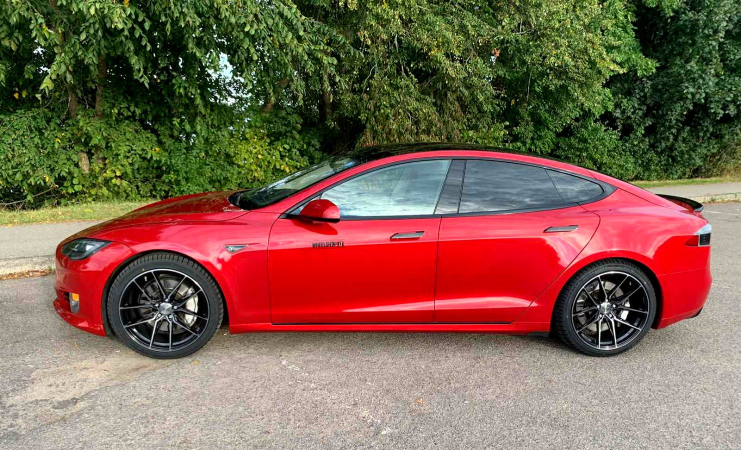 Tesla Model S Riviera RF107 BPDT