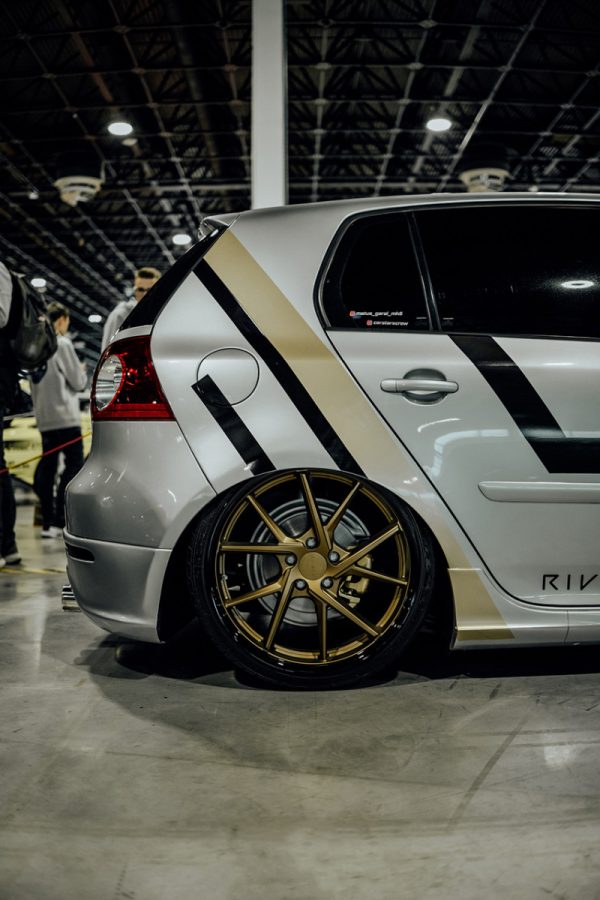 VW-Golf-GTI-MK5-Riviera-RF1