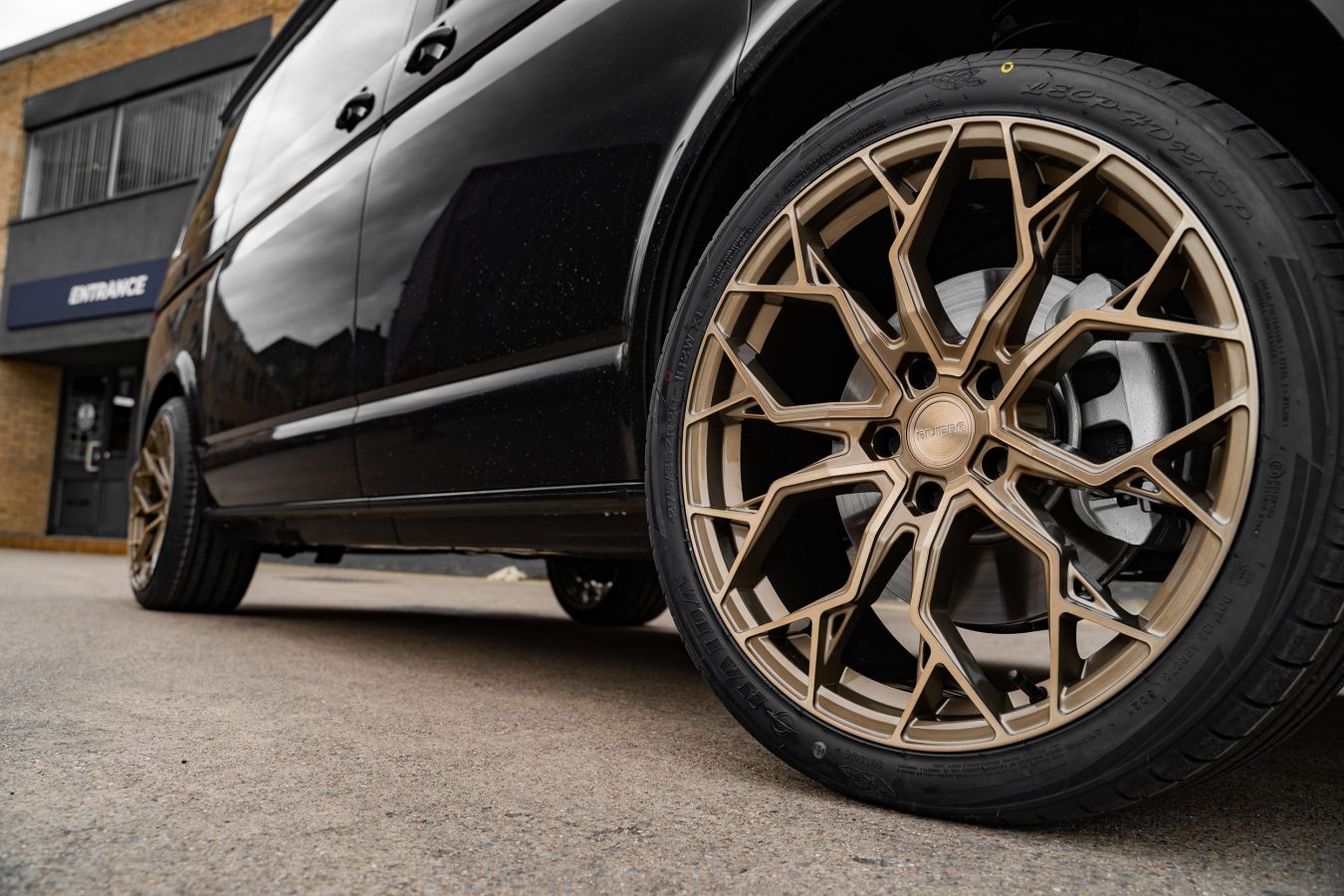 VW Transporter Riviera RF5