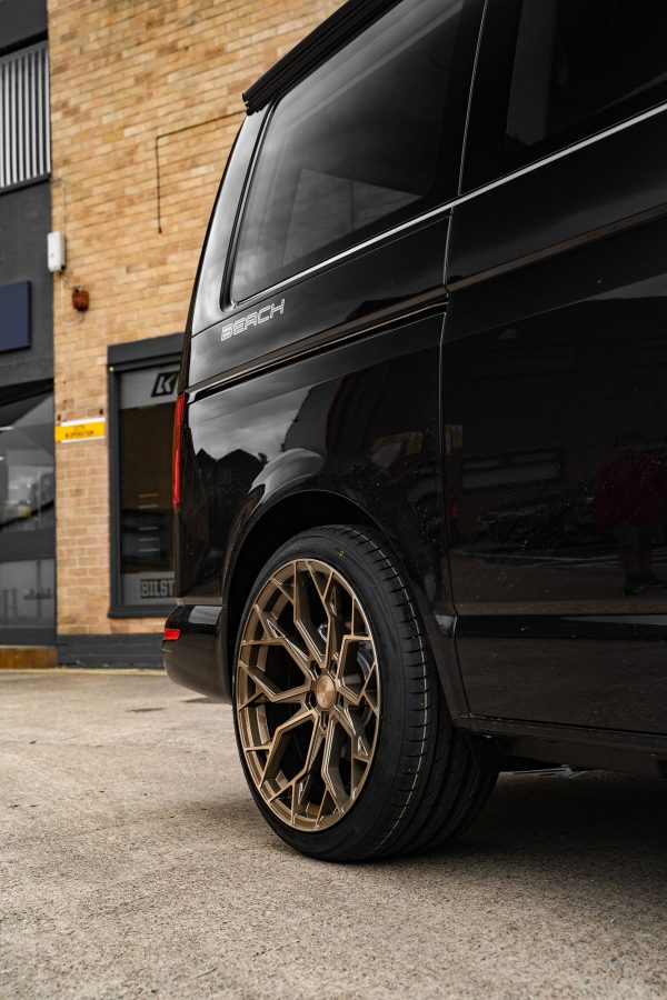 VW Transporter Riviera RF5