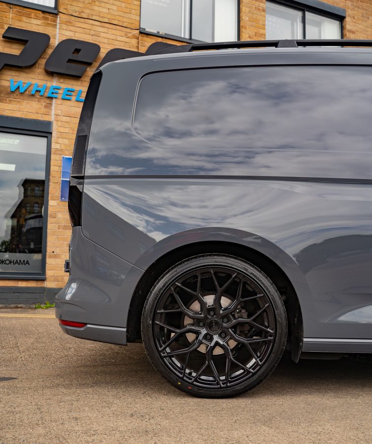 Volkswagen Caddy MK5 Riviera RF108 GB