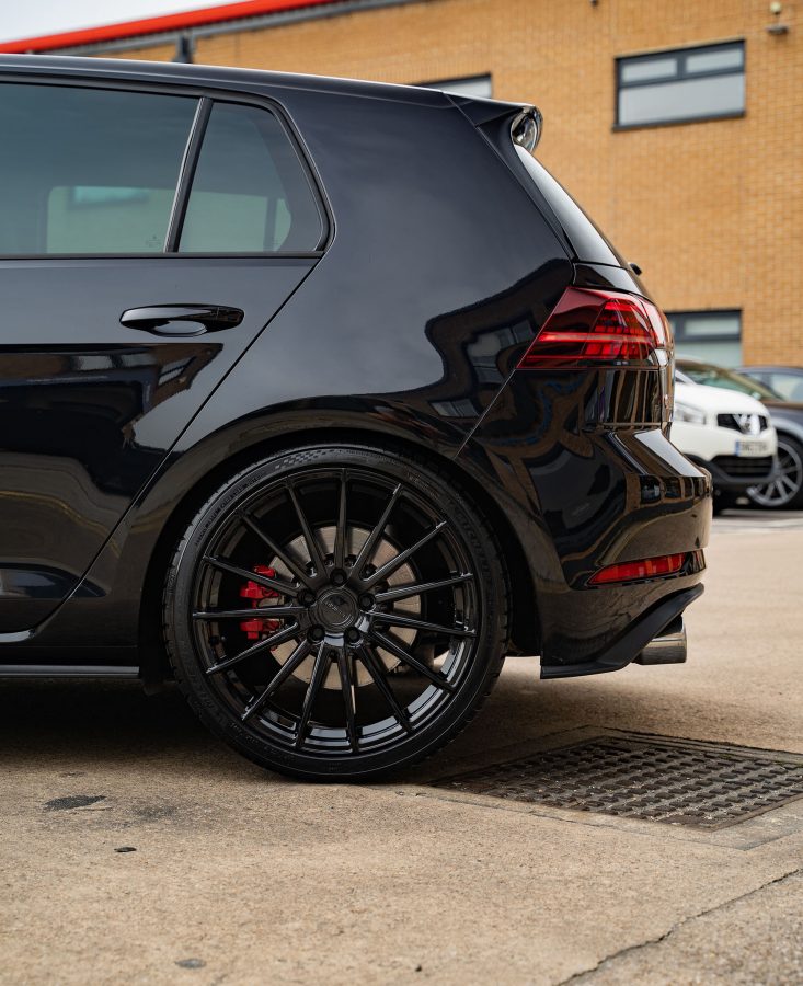 Volkswagen Golf GTI MK7.5 Riviera RF105 Gloss Black
