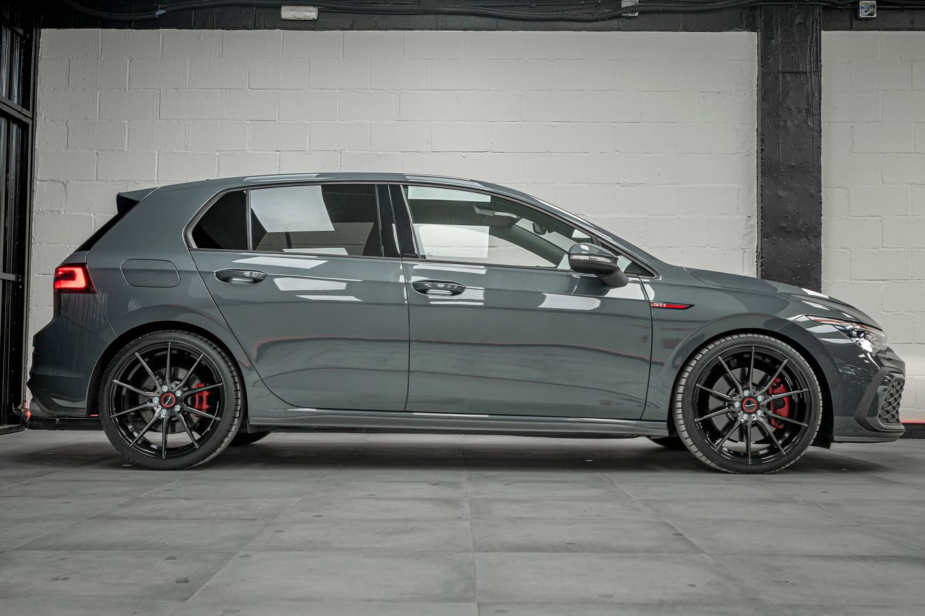 Volkswagen Golf GTI MK8 Riviera RV193 BPDT