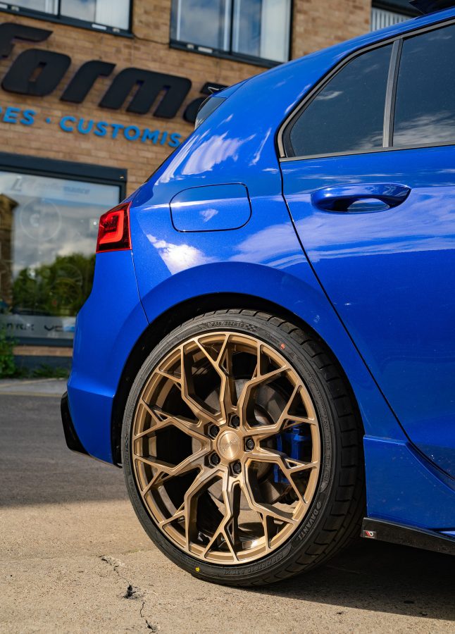 Volkswagen Golf R MK8 Riviera RF5 Bronze