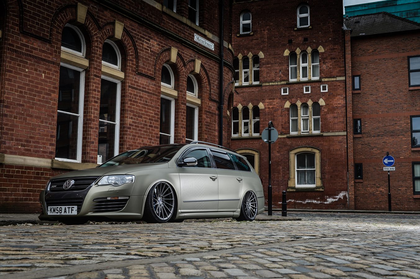 Volkswagen Passat R36 Riviera RV199 SG