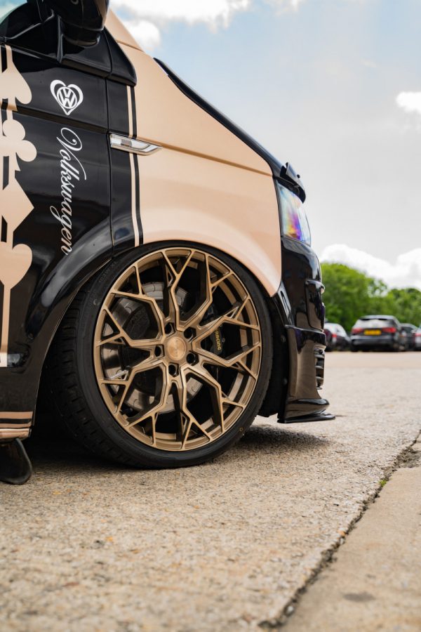 Volkswagen-Transporter-T5-Riviera-RF5