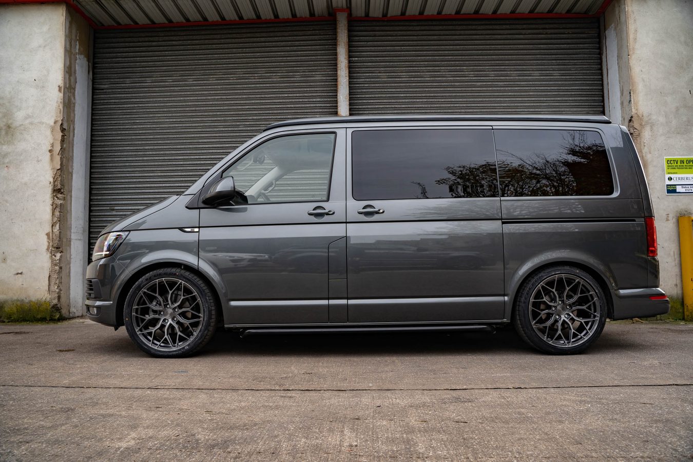Volkswagen Transporter T6 Riviera RF108 CG