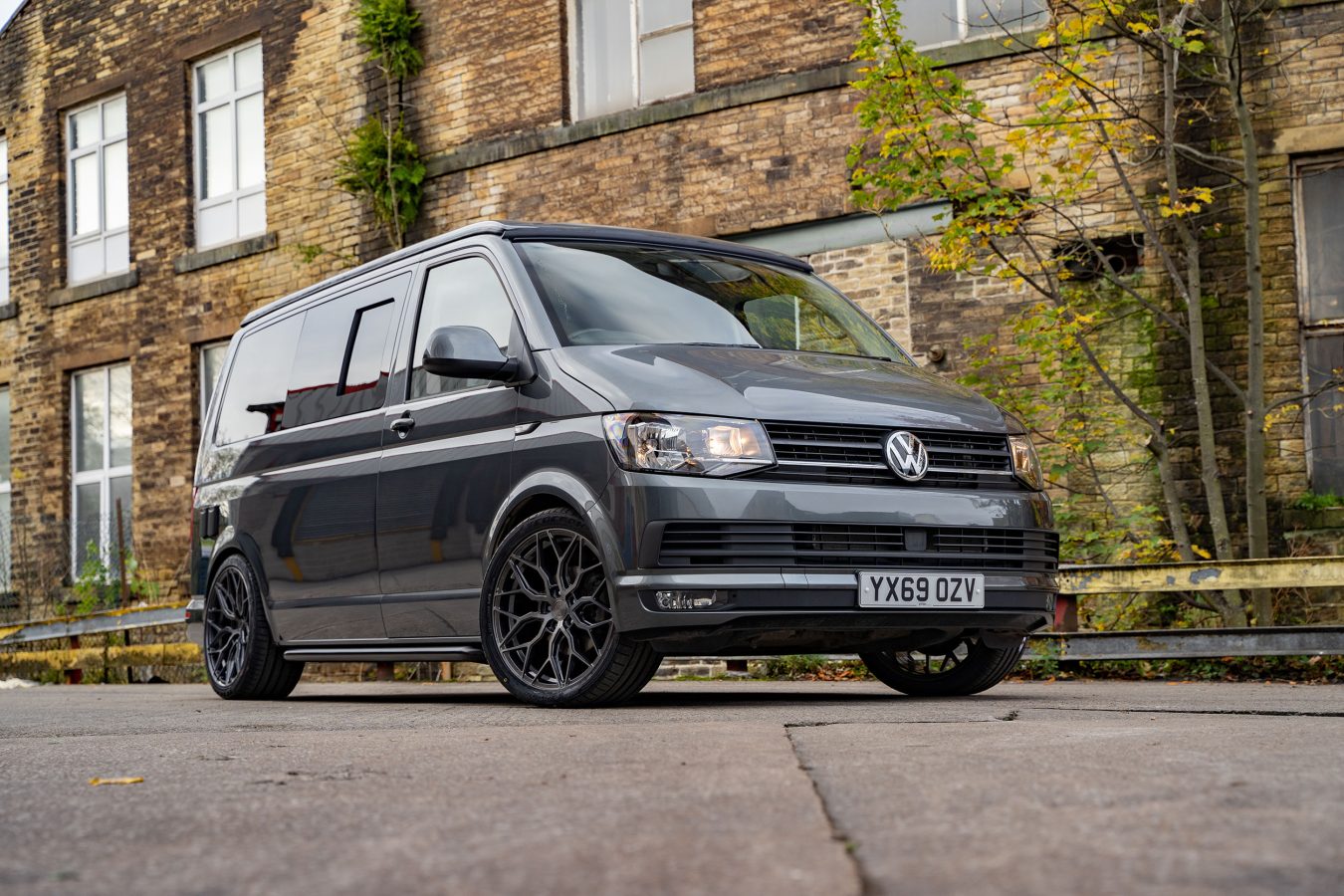 Volkswagen Transporter T6 Riviera RF108 CG