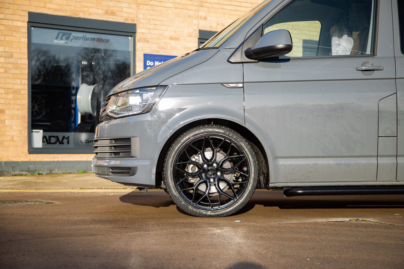 Volkswagen Transporter T6 Riviera RF108 GB