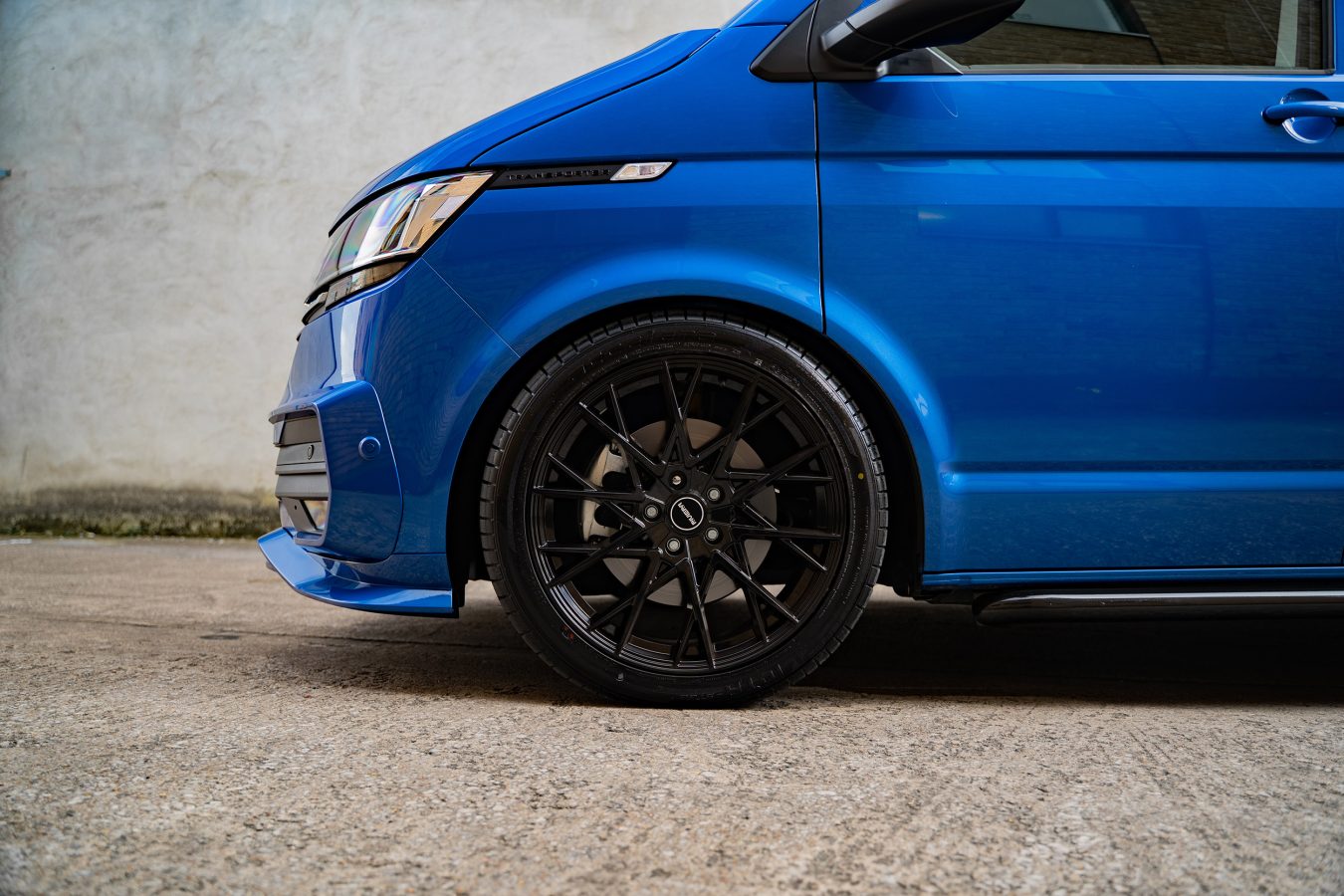 Volkswagen Transporter T6 Riviera RV197 GB