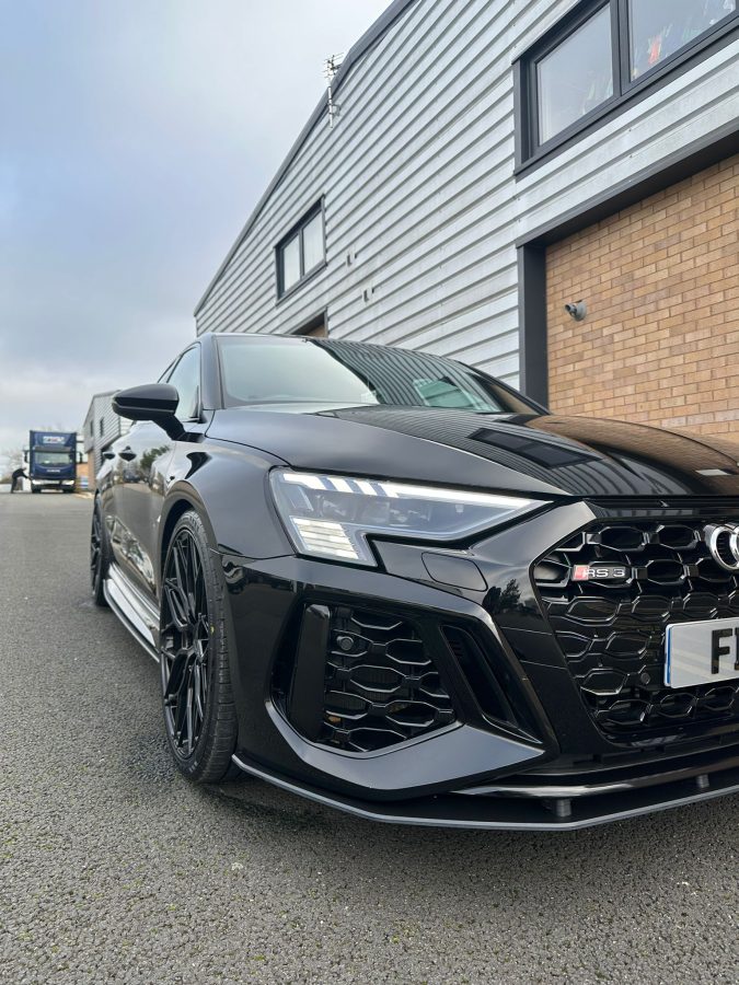 Audi RS3 8y Riviera RF108 20x8_5 GB