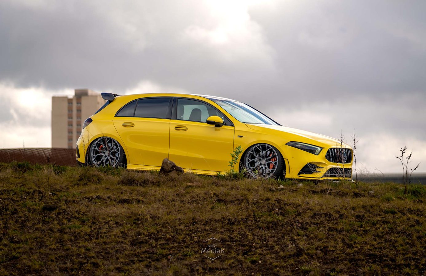 Mercedes A35 AMG Yellow Riviera RF5 Carbon Grigio