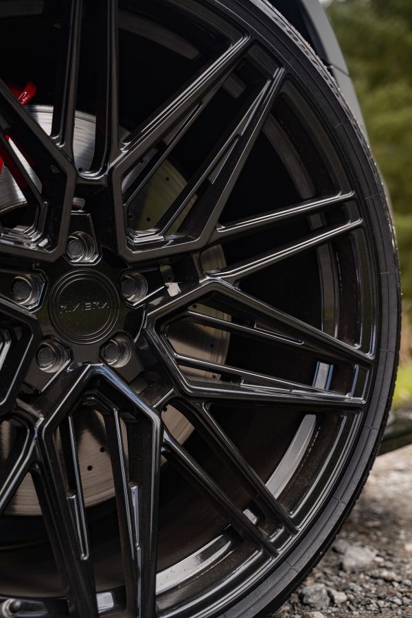 Audi RS6 C8 Riviera RF10 Gloss Black