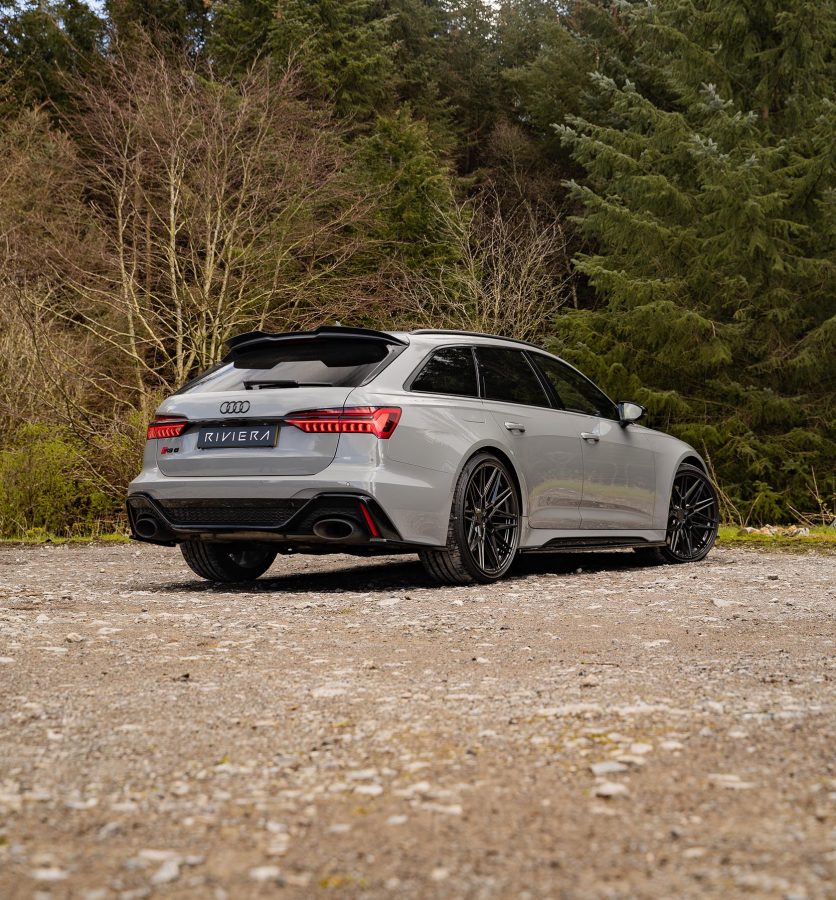 Audi RS6 C8 Riviera RF10 Gloss Black