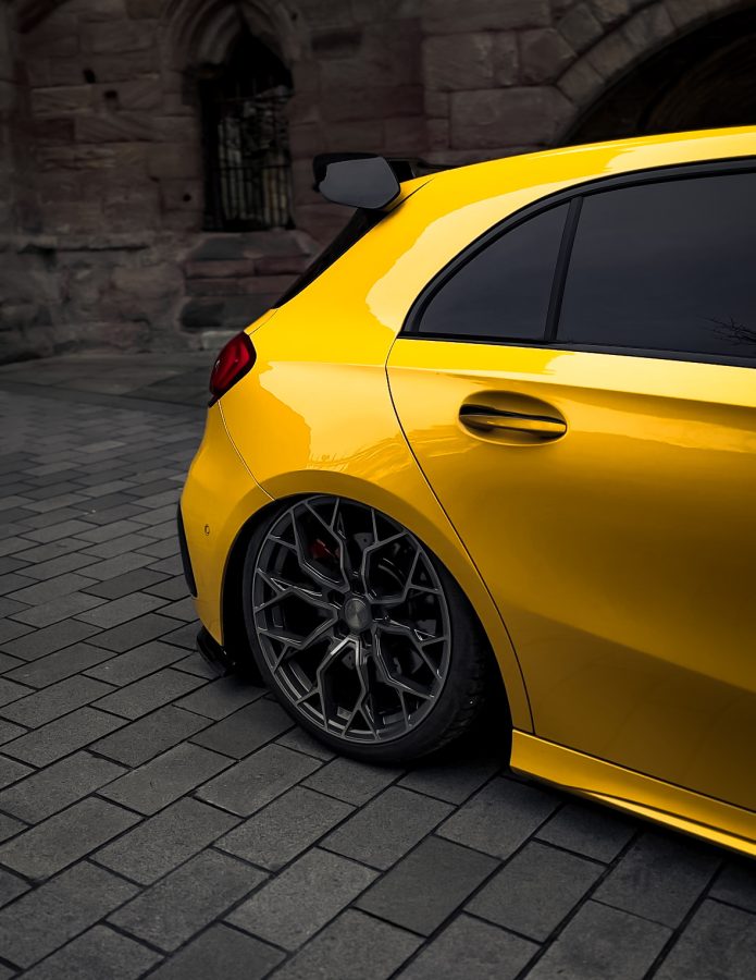 Mercedes A35 AMG Yellow Riviera RF5 Carbon Grigio