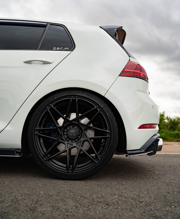 Volkswagen Golf R MK7_5 Riviera RF2 GB