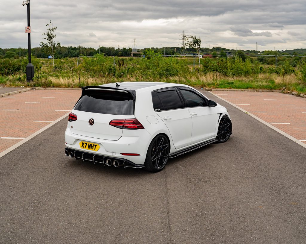 Volkswagen Golf R MK7_5 Riviera RF2 GB