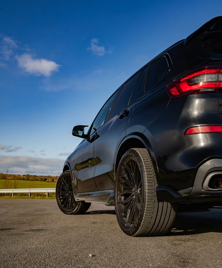 BMW X5 G05 Riviera RF9 Gloss Black