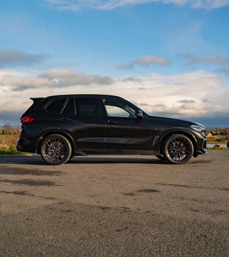 BMW X5 G05 Riviera RF9 Gloss Black
