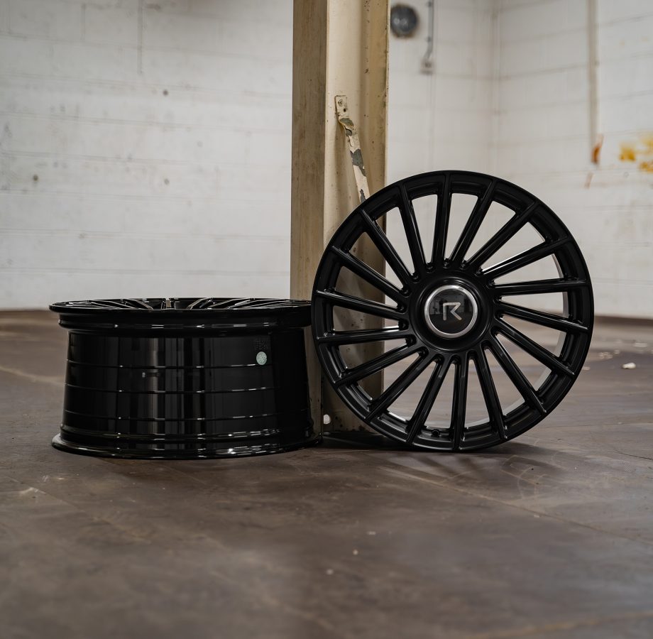 Riviera RF8 Lifestyle