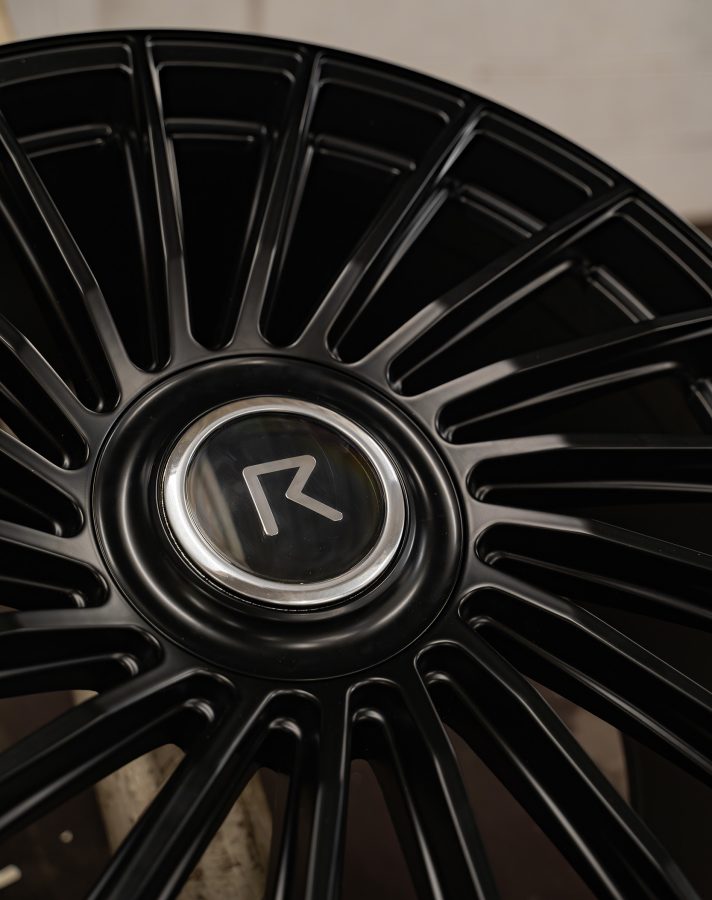 Riviera RF8 Lifestyle