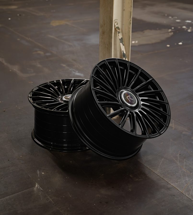 Riviera RF8 Lifestyle