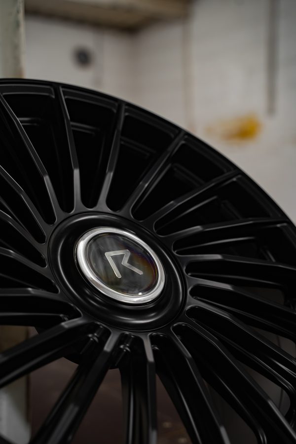 Riviera RF8 Lifestyle