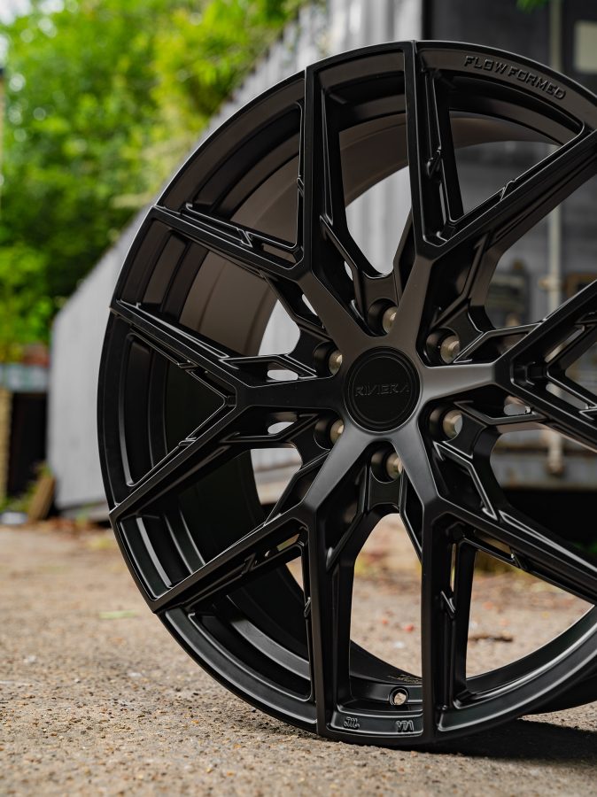 Riviera RF16 Lifestyle All Three Finishes