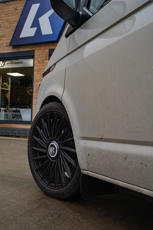 Volkswagen Transporter T6_1 Riviera RF8 GB