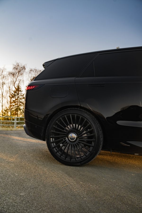 Range Rover Sport L461 Riviera Forged FG2 Gloss Black
