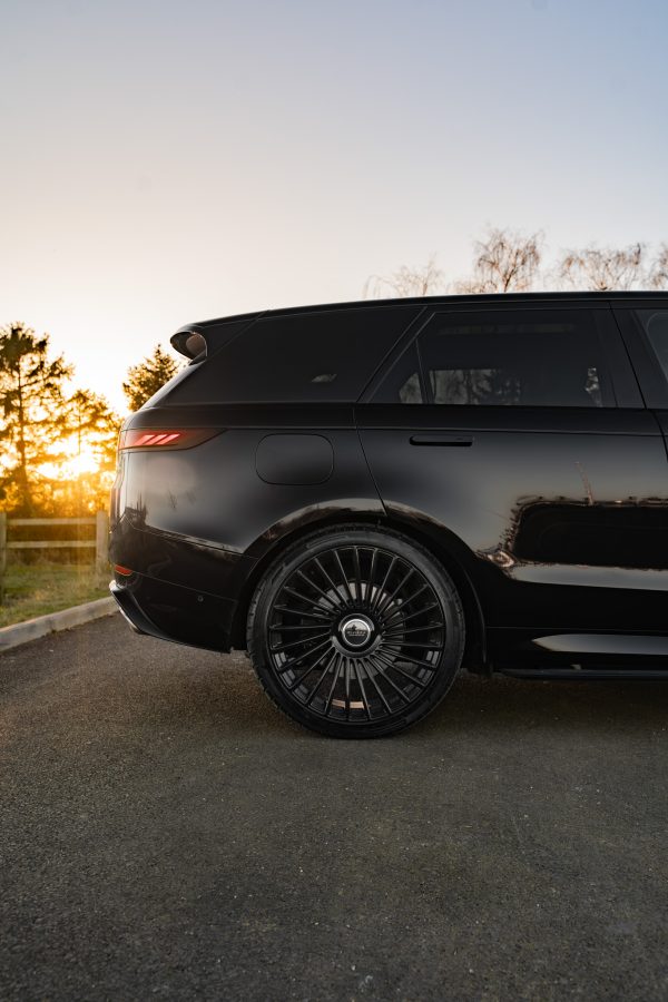 Range Rover Sport L461 Riviera Forged FG2 Gloss Black