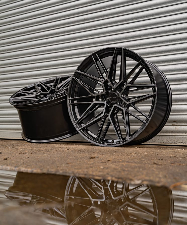 Riviera RF10 Lifestyle