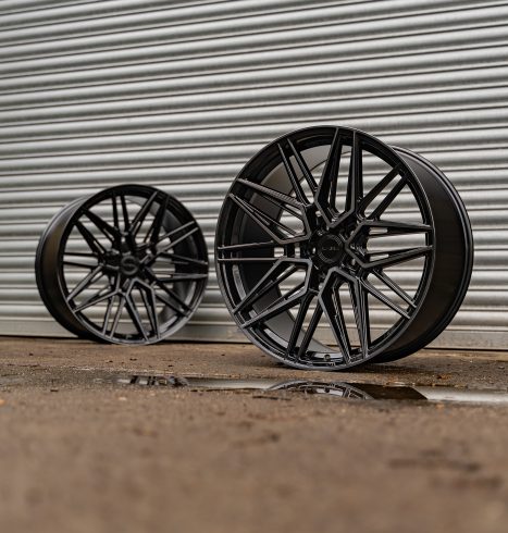 Riviera RF10 Lifestyle