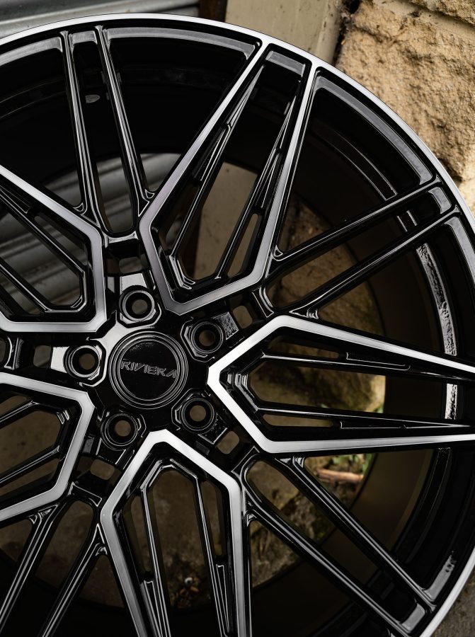 Riviera RF10 Lifestyle