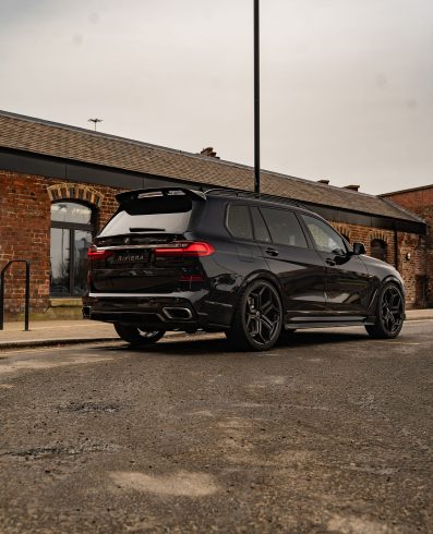 BMW X7 G07 Riviera RF7 Gloss Black