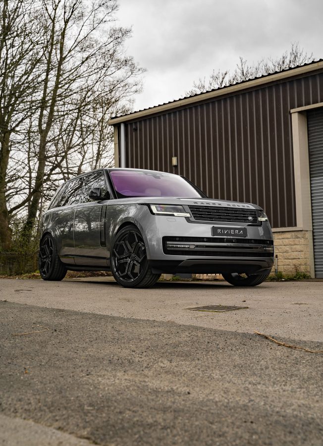 Range Rover Vogue L460 Riviera RF7 Gloss Black