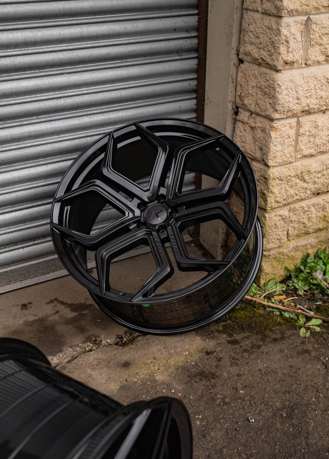 Riviera RF7 Lifestyle