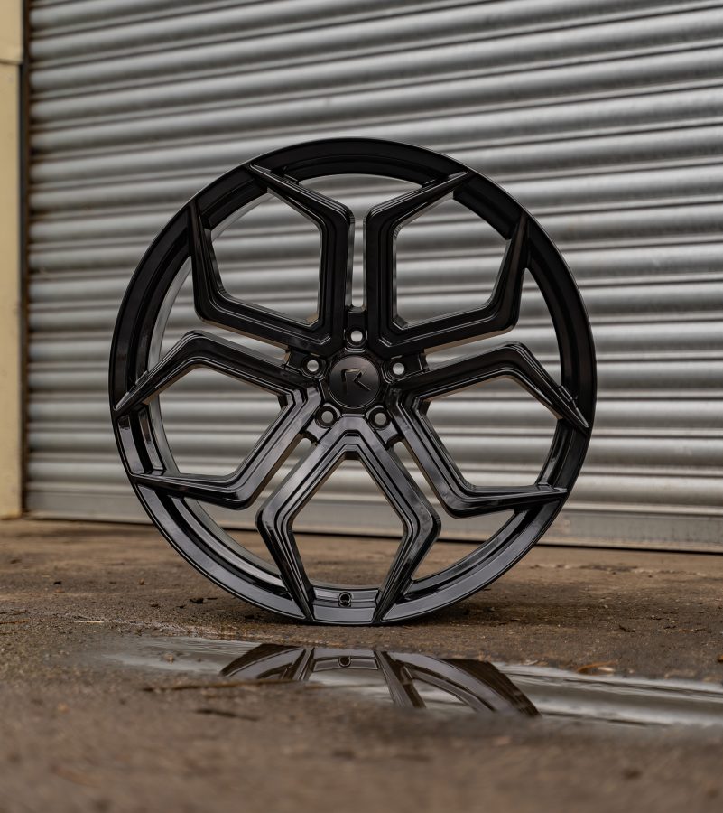 Riviera RF7 Lifestyle