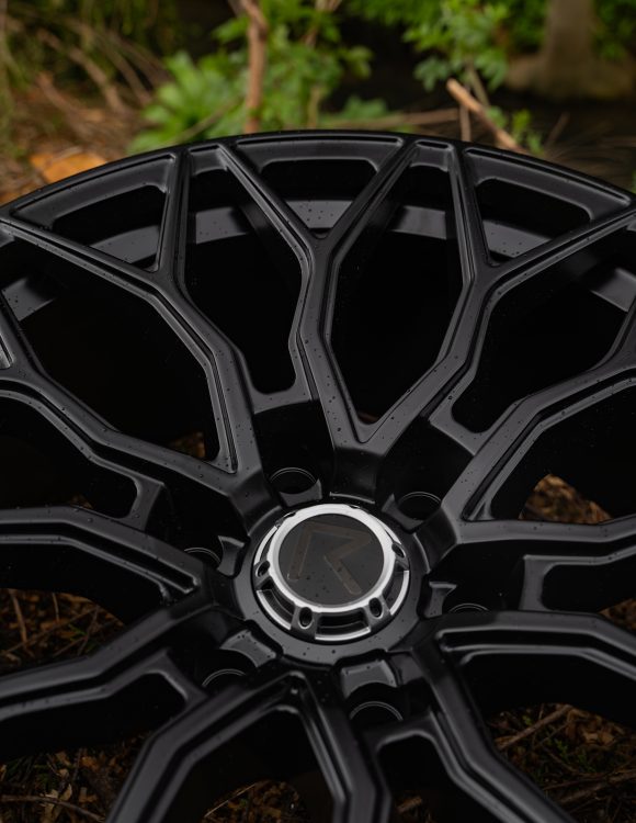 Riviera RX4 Lifestyle