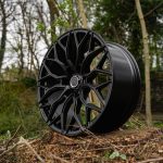 Riviera RX4 Lifestyle