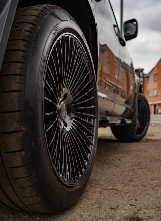 Land Rover Defender 110 Riviera RV1 Gloss Black